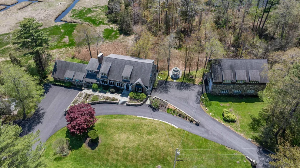 Unit for sale at 51 Depot, Hampton Falls, NH 03844