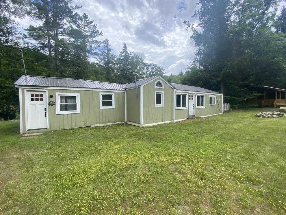 Unit for sale at 3153 VT Route 100, Wardsboro, VT 05355