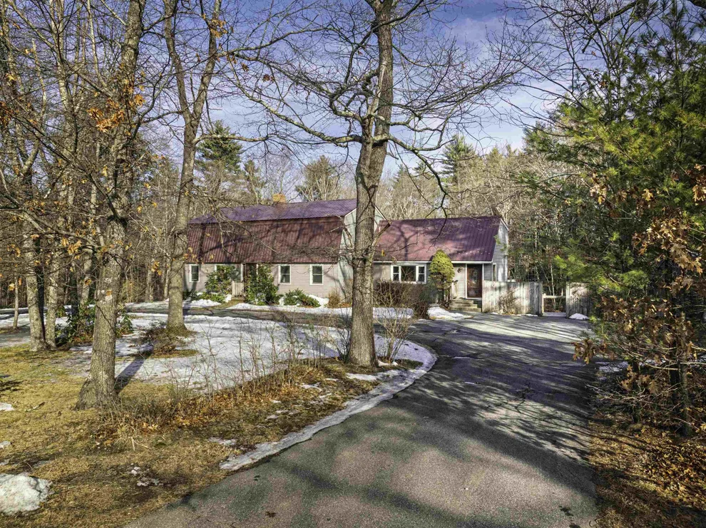Unit for sale at 25 Mill, Kingston, NH 03848