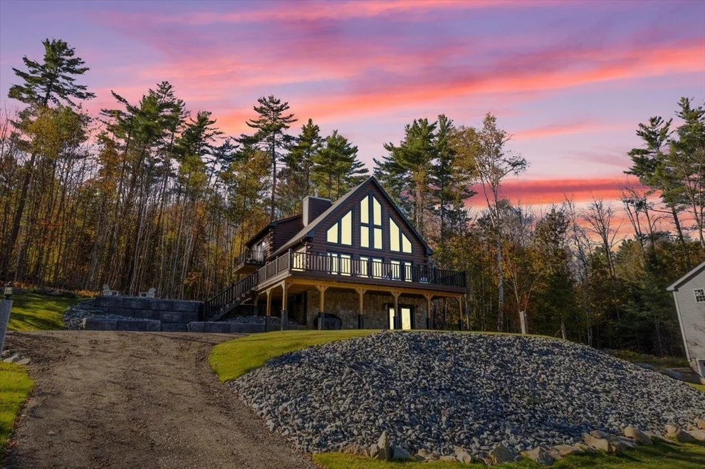 Unit for sale at 135 Lakeside, Haverhill, NH 03765