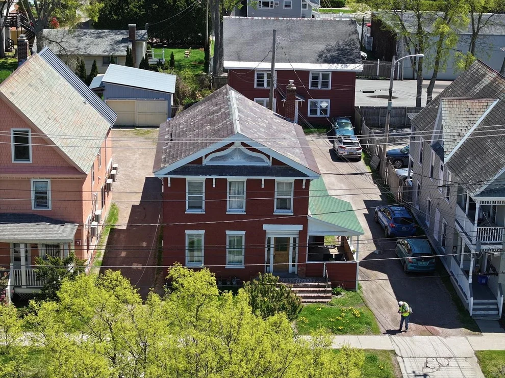 Unit for sale at 18 Park, Burlington, VT 05401