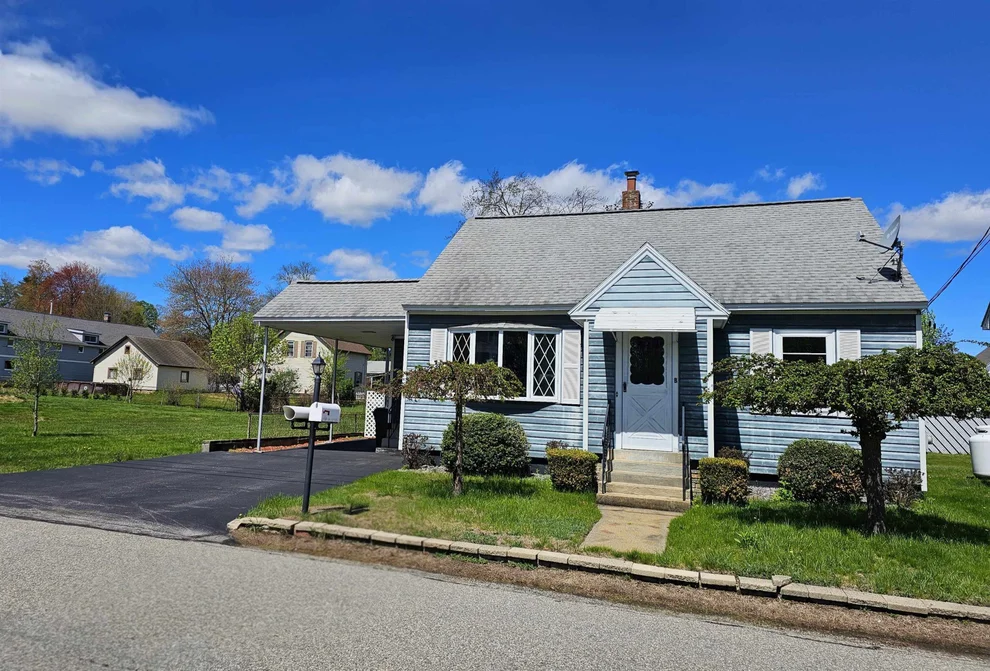 Unit for sale at 8 Foch, Goffstown, NH 03045
