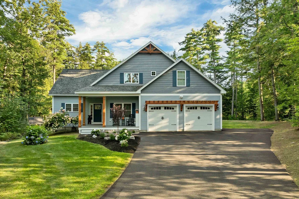 Unit for sale at 33 Beaverside, Center Harbor, NH 03226