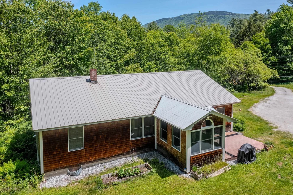 Unit for sale at 494 West River, Londonderry, VT 05155