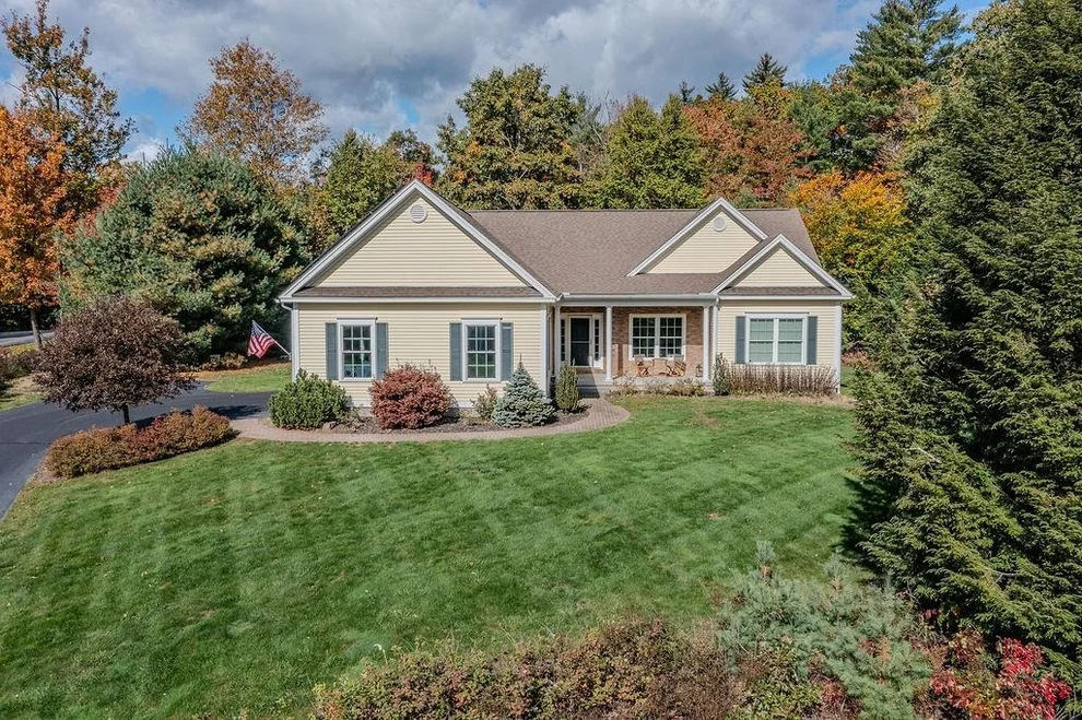 Unit for sale at 6 Swan, Concord, NH 03301