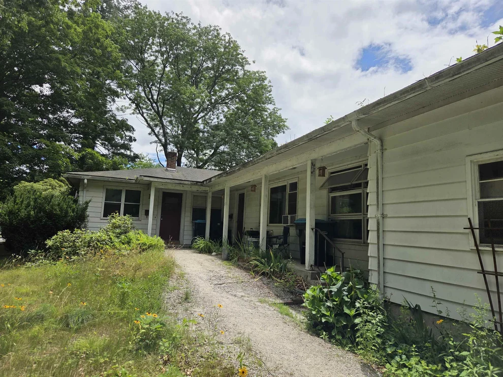 Unit for sale at 39 Penacook, Concord, NH 03301