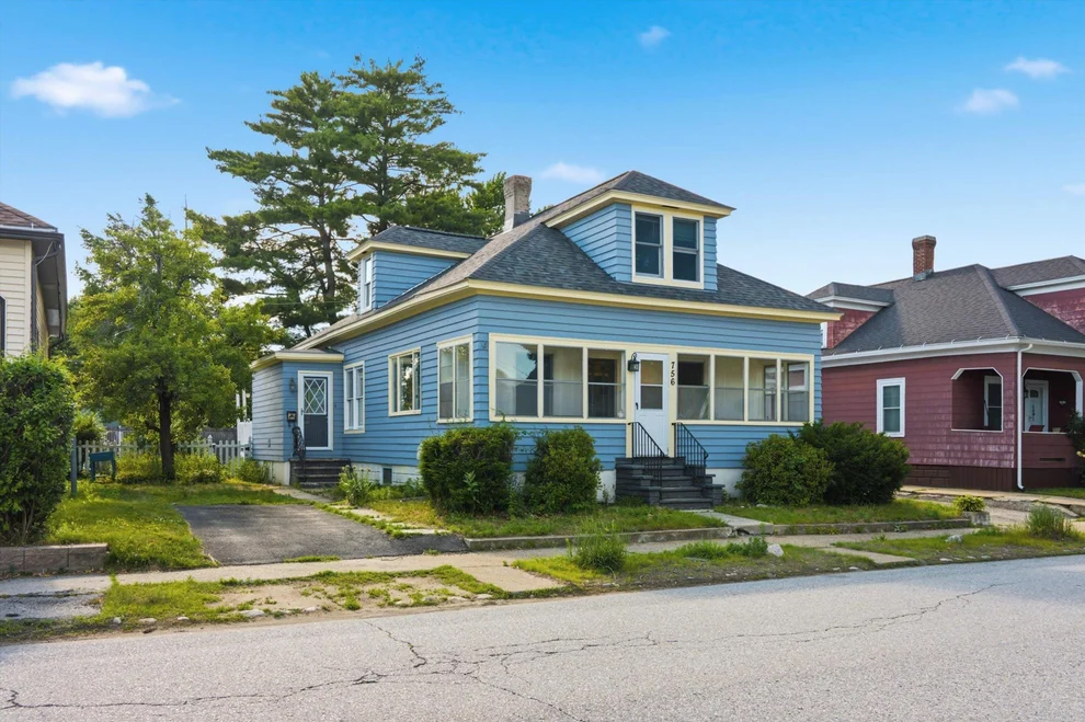 Unit for sale at 756 Montgomery, Manchester, NH 03102