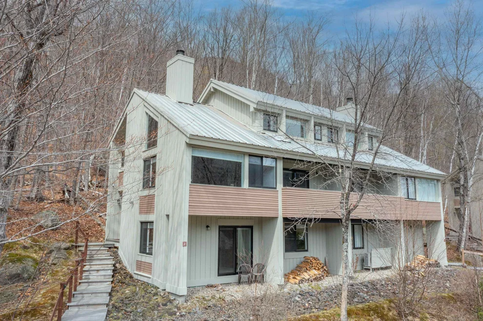 Unit for sale at 8 Highwood, Lincoln, NH 03251