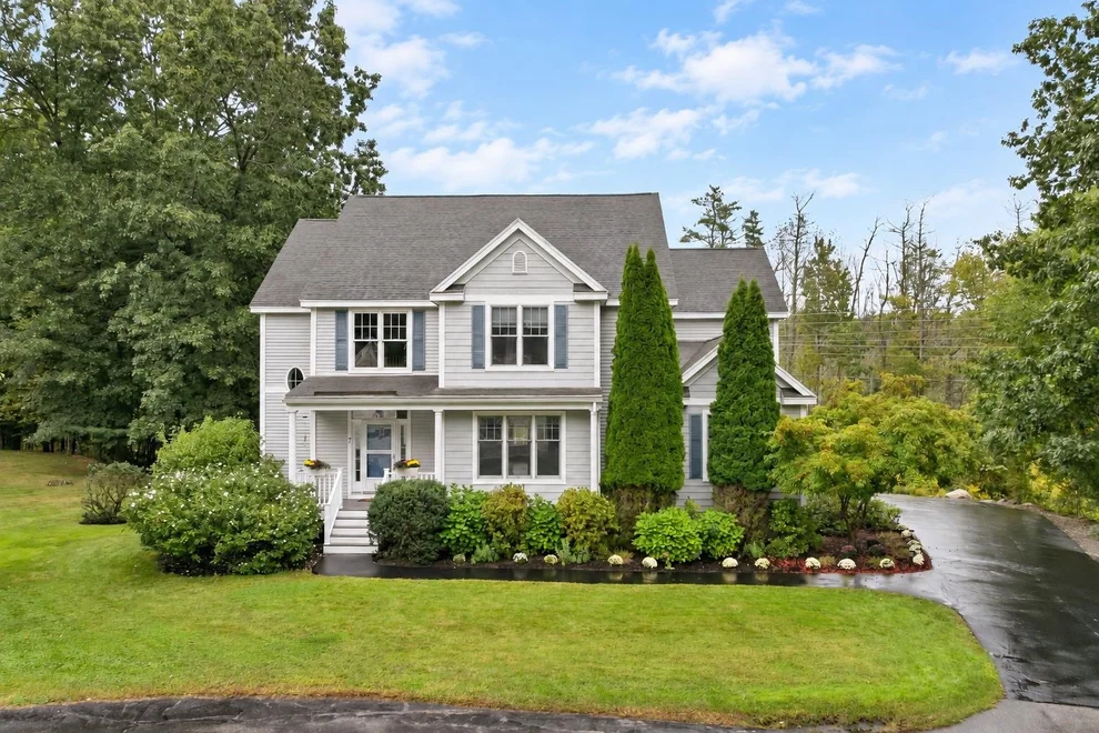 Unit for sale at 7 Quail, Stratham, NH 03885