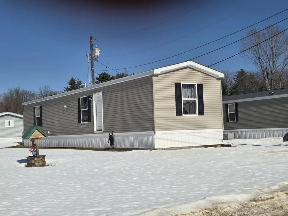 Unit for sale at 21 Turkey Jim, Campton, NH 03223