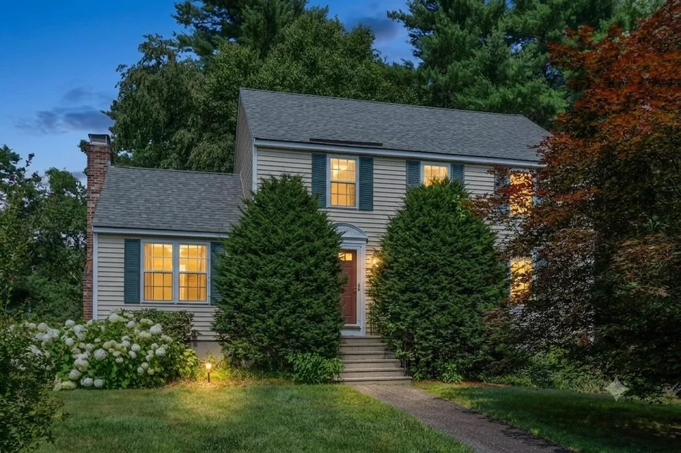 Unit for sale at 2 Rain Pond, Derry, NH 03038