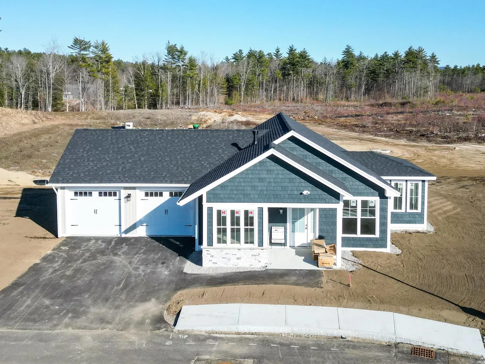 Unit for sale at 93 Whispering Pines, Conway, NH 03860
