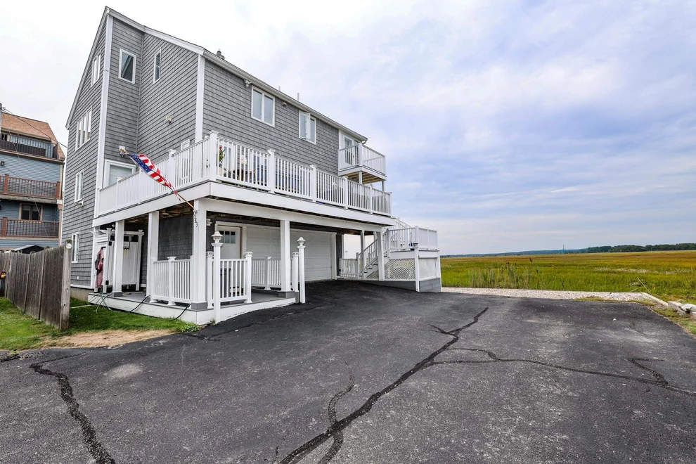 Unit for sale at 583 Ocean, Hampton, NH 03842