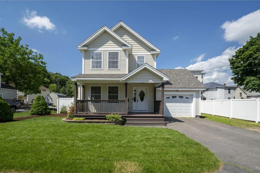 Unit for sale at 75 McDuffie, Manchester, NH 03102
