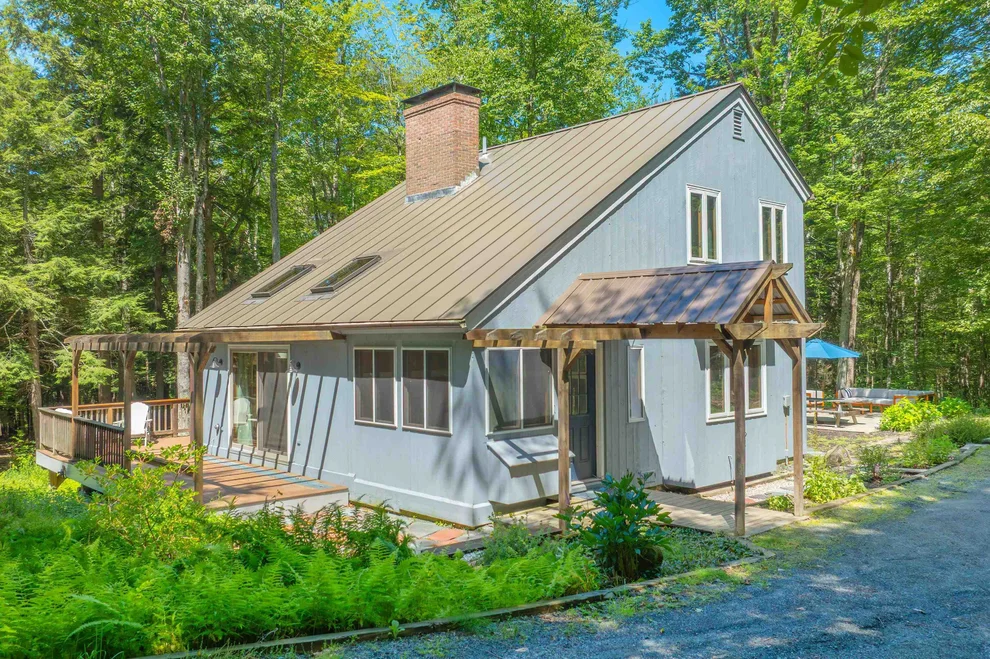 Unit for sale at 32 Highwood, Grantham, NH 03753