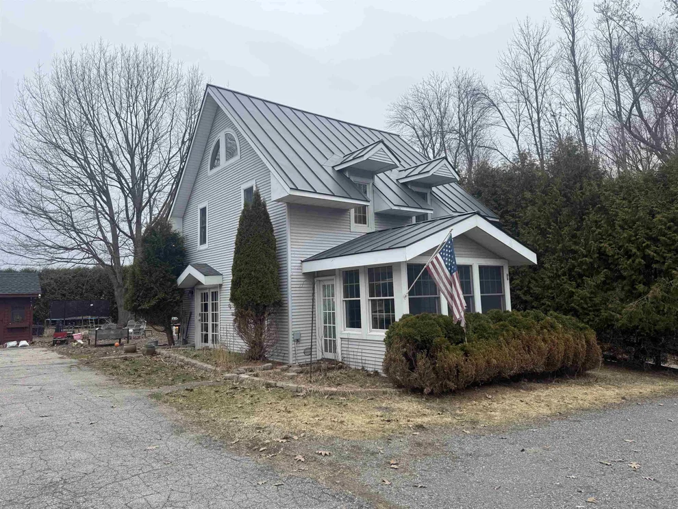 Unit for sale at 217 Ferry, Ferrisburgh, VT 05491