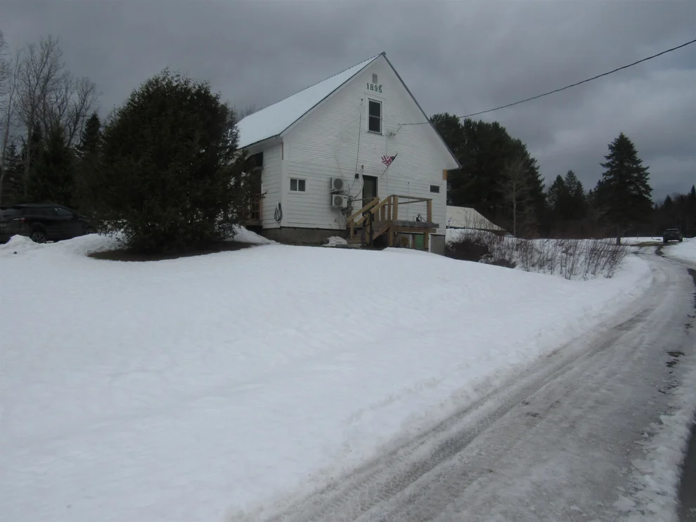 Unit for sale at 116 Noyestar, Walden, VT 05873