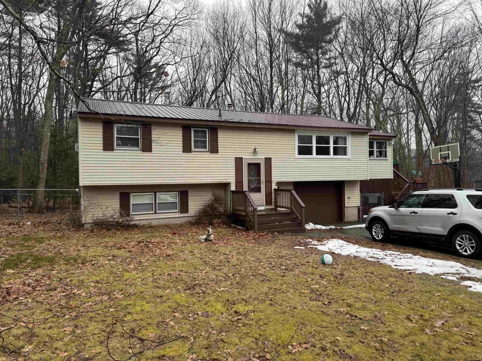 Unit for sale at 92 Bypass 28, Derry, NH 03038