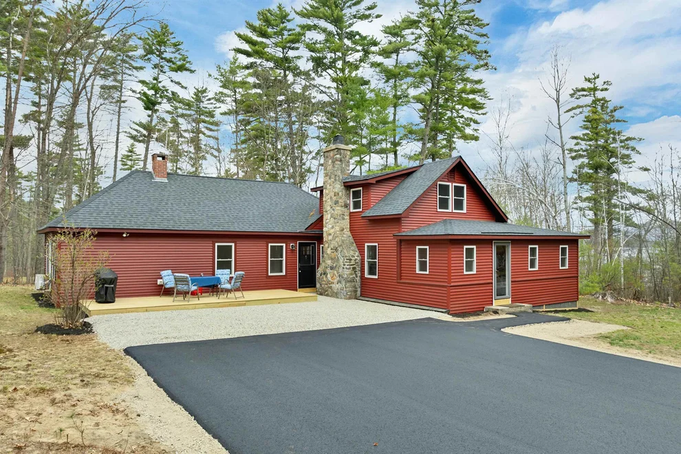Unit for sale at 40 Emery, Wakefield, NH 03830