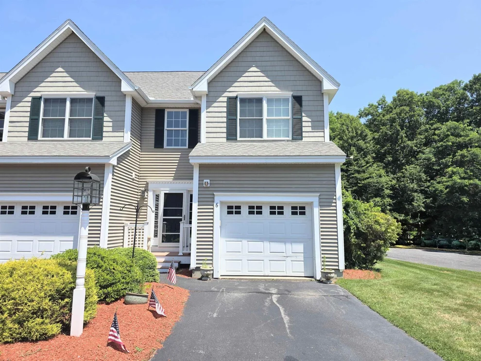 Unit for sale at 624 Main, Fremont, NH 03044