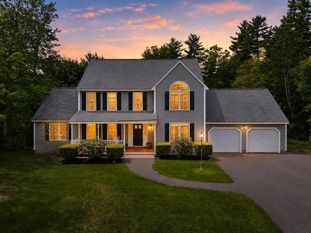 Unit for sale at 7 Westminster, Auburn, NH 03032