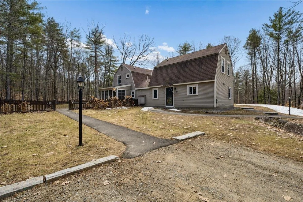 Unit for sale at 350 South, Salisbury, NH 03268