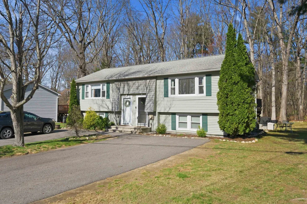 Unit for sale at 22 Derryfield, Derry, NH 03038
