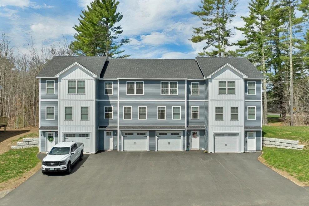 Unit for sale at 10-C Wentworth, Barrington, NH 03825