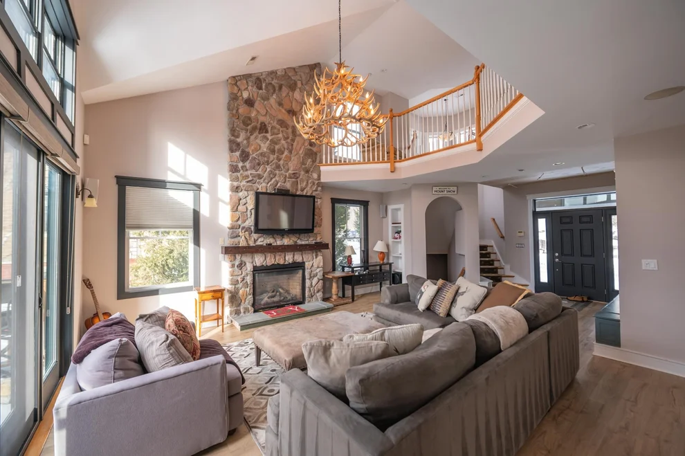 Unit for sale at 15B Boulder Ridge, Dover, VT 05356