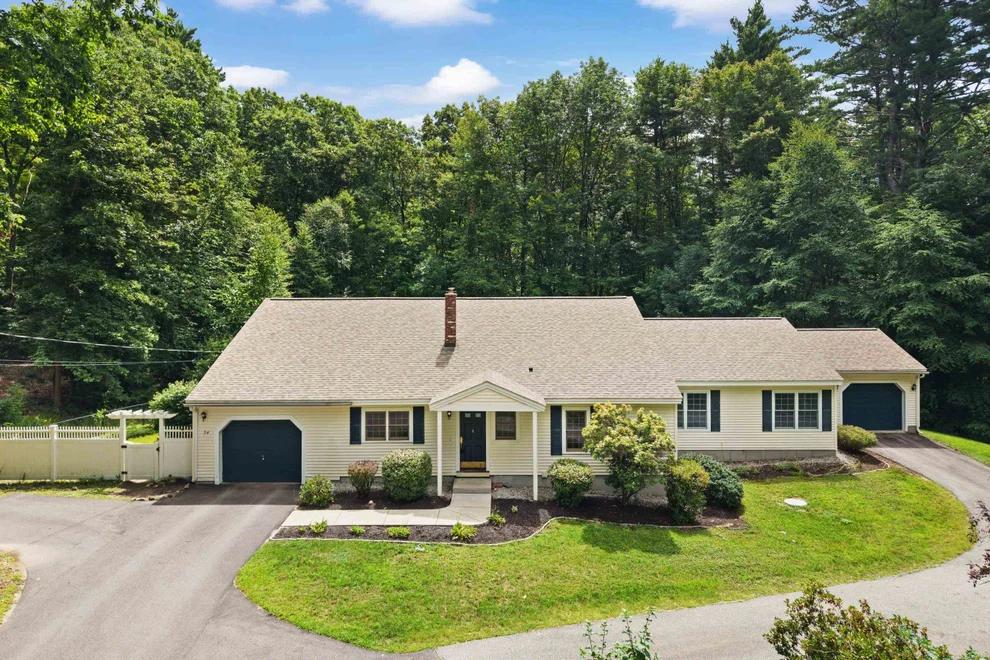 Unit for sale at 34 Old Milford, Amherst, NH 03031