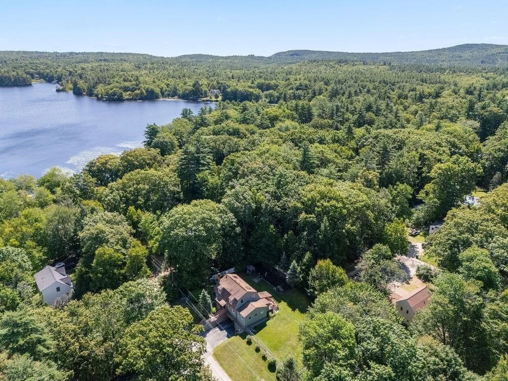 Unit for sale at 12 Birch, Northwood, NH 03261