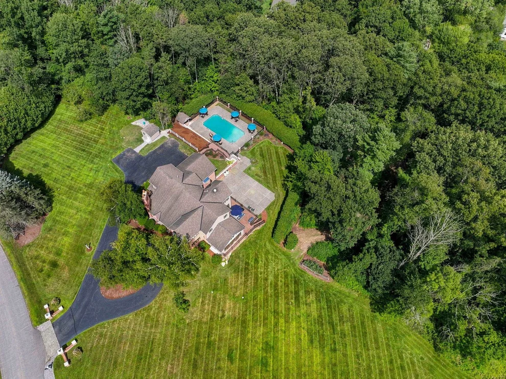 Unit for sale at 3 Burleigh, Bedford, NH 03110