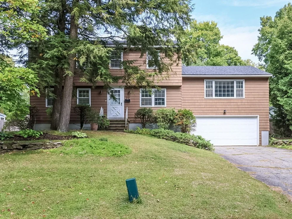 Unit for sale at 22 Sandalwood, South Burlington, VT 05403