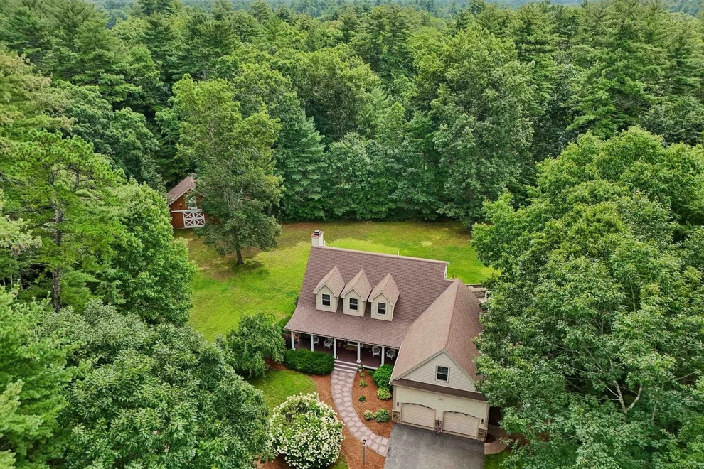 Unit for sale at 9A Burns, Pelham, NH 03076