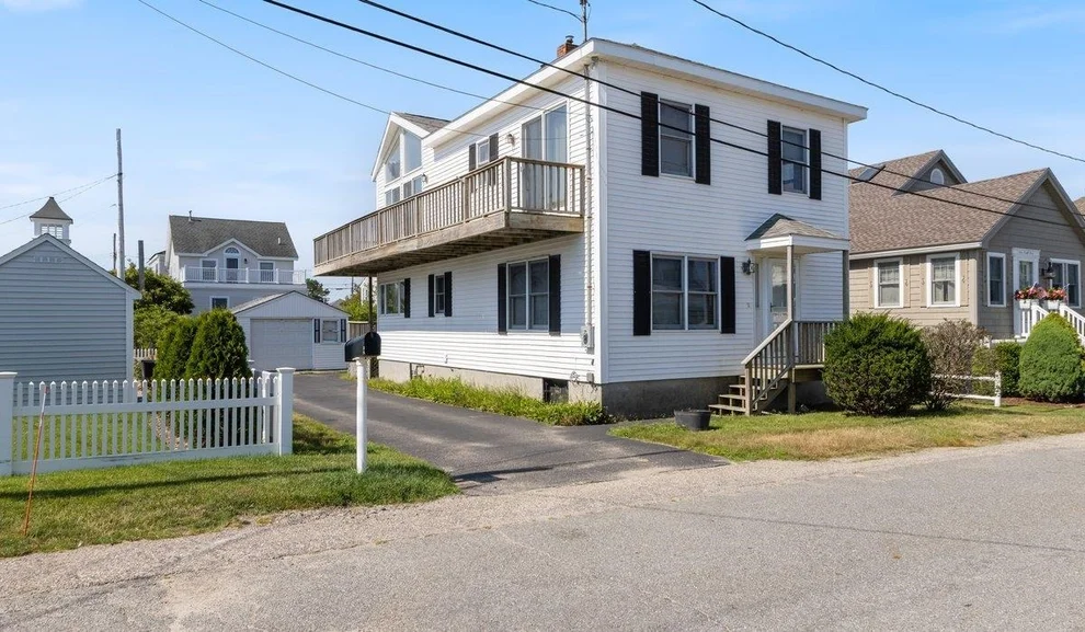 Unit for sale at 1 twelfth, Hampton, NH 03842