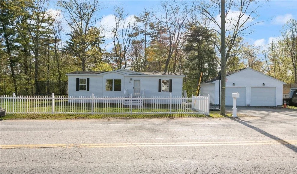 Unit for sale at 230 Chestnut Hill, Rochester, NH 03867