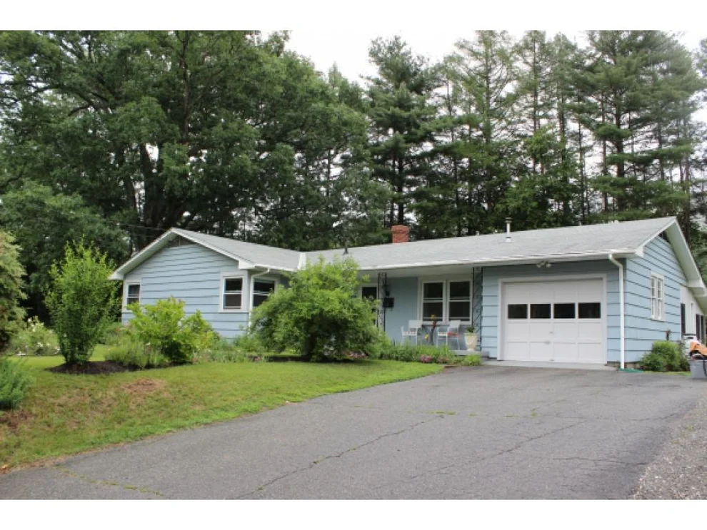 Unit for sale at 255 Putney, Brattleboro, VT 05301