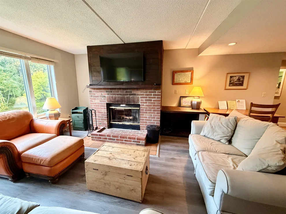 Unit for sale at 34 Snow Tree, Dover, VT 05356