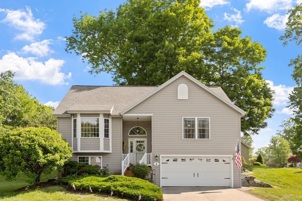 Unit for sale at 4 Orchard, East Kingston, NH 03827
