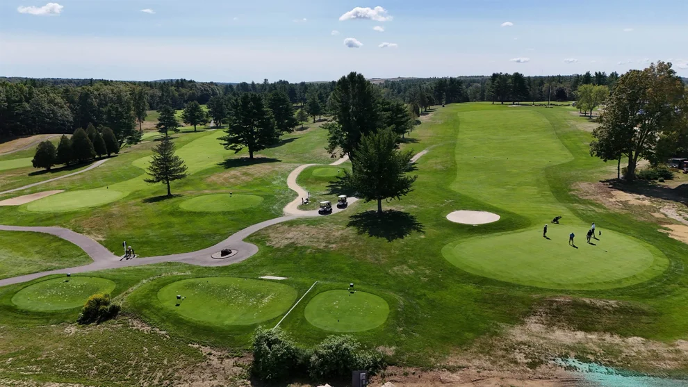 Unit for sale at 13 Birdie, Rochester, NH 03839