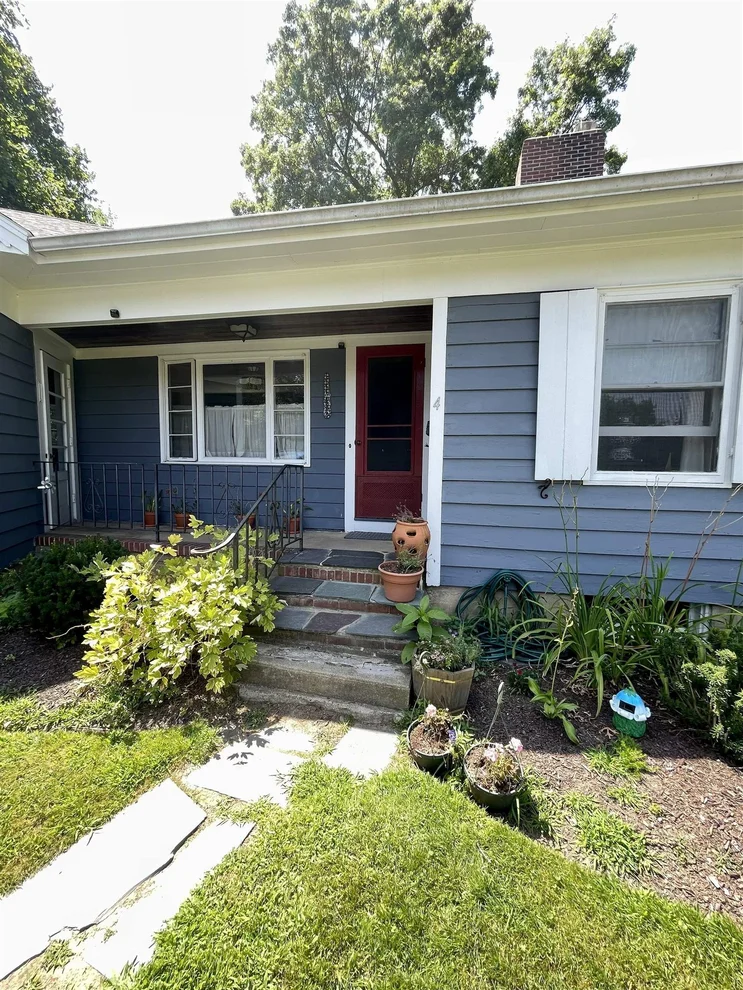 Unit for sale at 4 Meadow, Dover, NH 03820