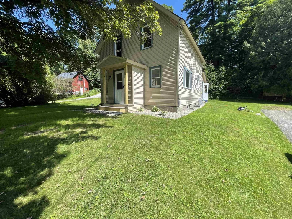 Unit for sale at 32 Pleasant, Proctor, VT 05765