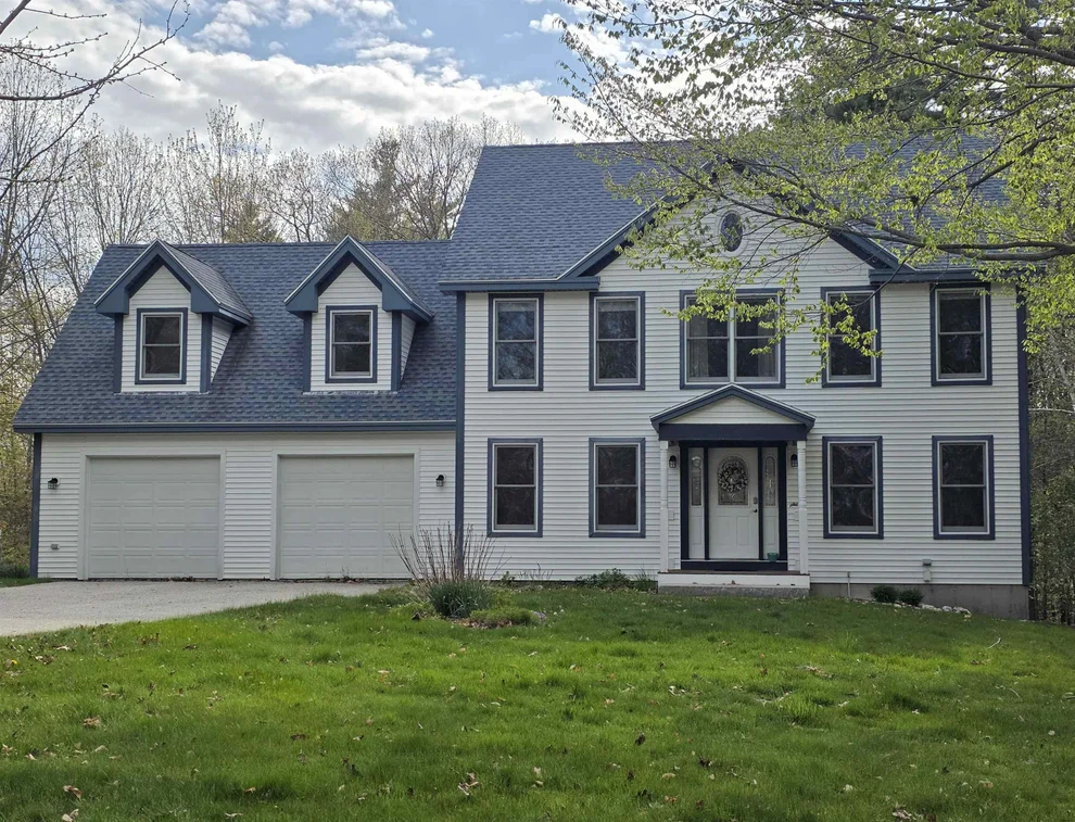 Unit for sale at 762 Robinson, Pembroke, NH 03275
