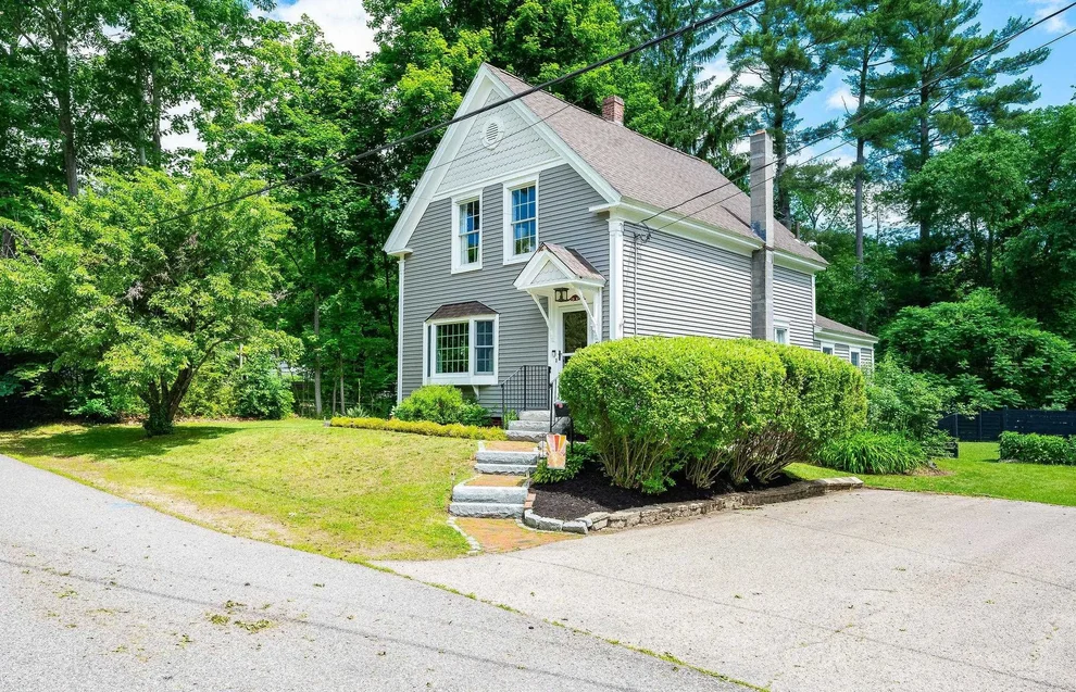 Unit for sale at 8 Prospect, Rochester, NH 03867