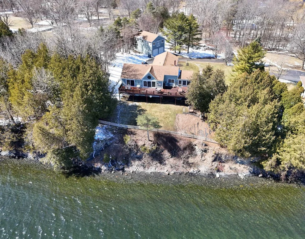 Unit for sale at 25 Cavendish, South Hero, VT 05486