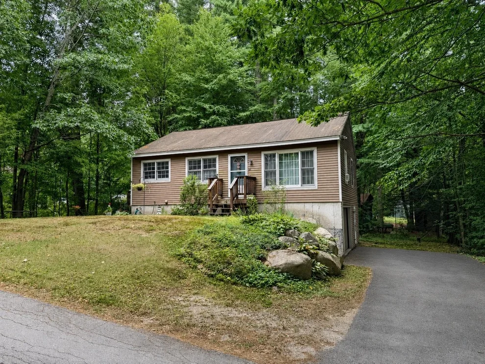 Unit for sale at 26 Longa, Merrimack, NH 03054