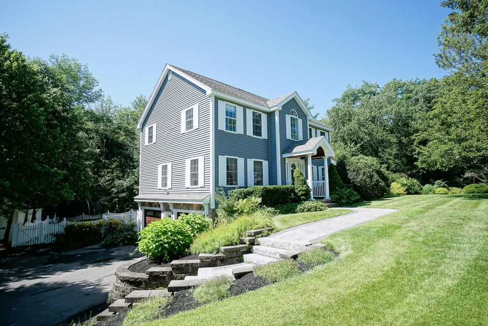 Unit for sale at 7 harmony, Londonderry, NH 03053