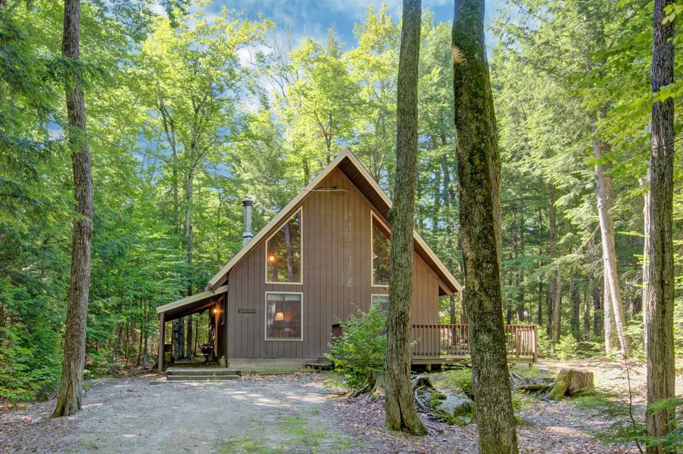Unit for sale at 101 Eidelweiss, Madison, NH 03849