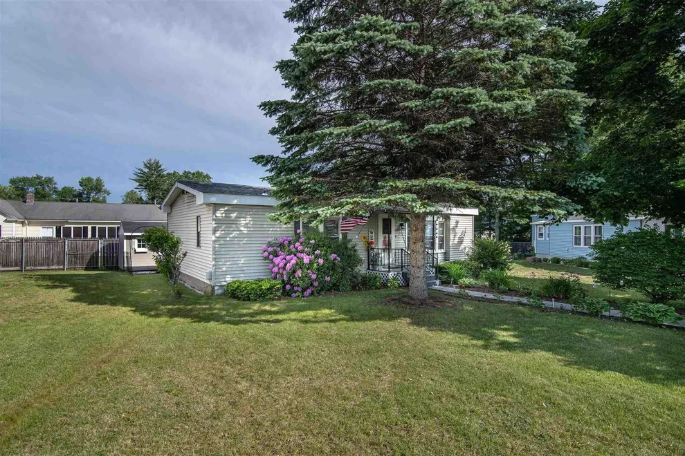 Unit for sale at 290 Calef, Epping, NH 03042