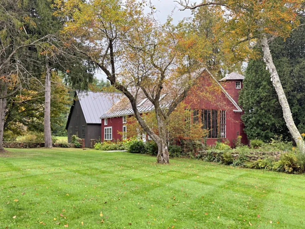 Unit for sale at 1182 1184 East Manchester, Manchester, VT 05255